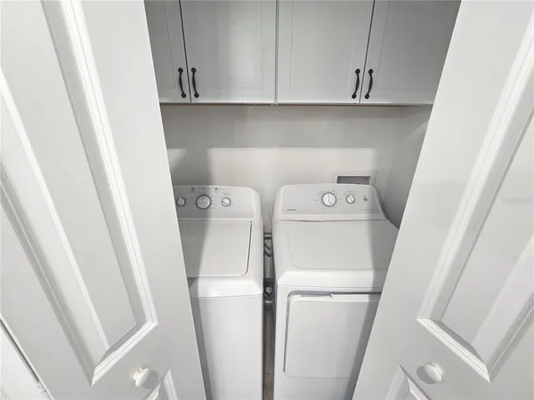 $2,295 | 4663 Conley Street, Orlando, FL 32811