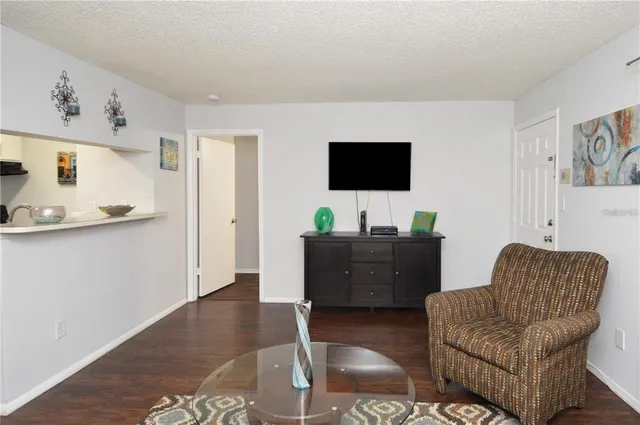 $165,000 | 8718 Mallard Reserve Drive, Unit 104, Tampa, FL 33614