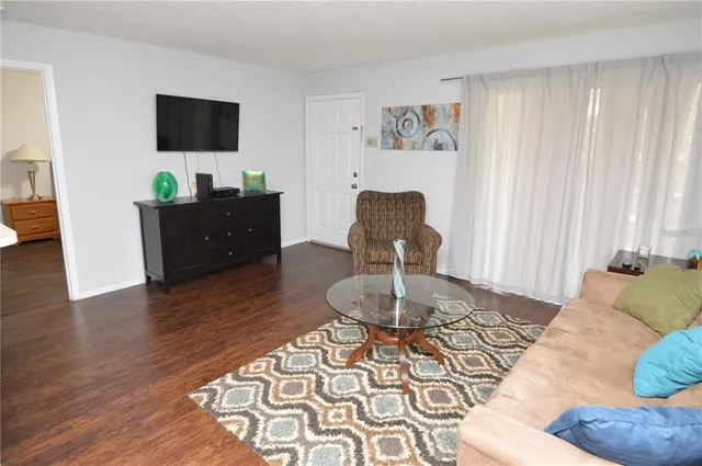 $165,000 | 8718 Mallard Reserve Drive, Unit 104, Tampa, FL 33614