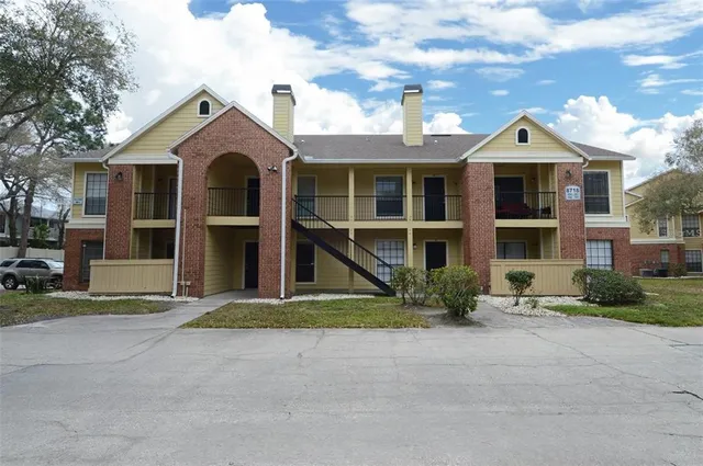 $165,000 | 8718 Mallard Reserve Drive, Unit 104, Tampa, FL 33614