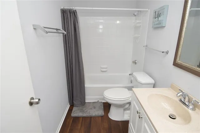 $165,000 | 8718 Mallard Reserve Drive, Unit 104, Tampa, FL 33614