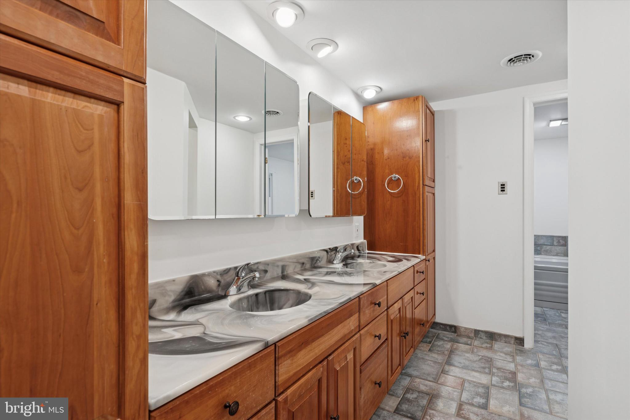 2435 Saint Peters Road Pottstown, PA 19465 - Photo 32 of 42 Double sinks