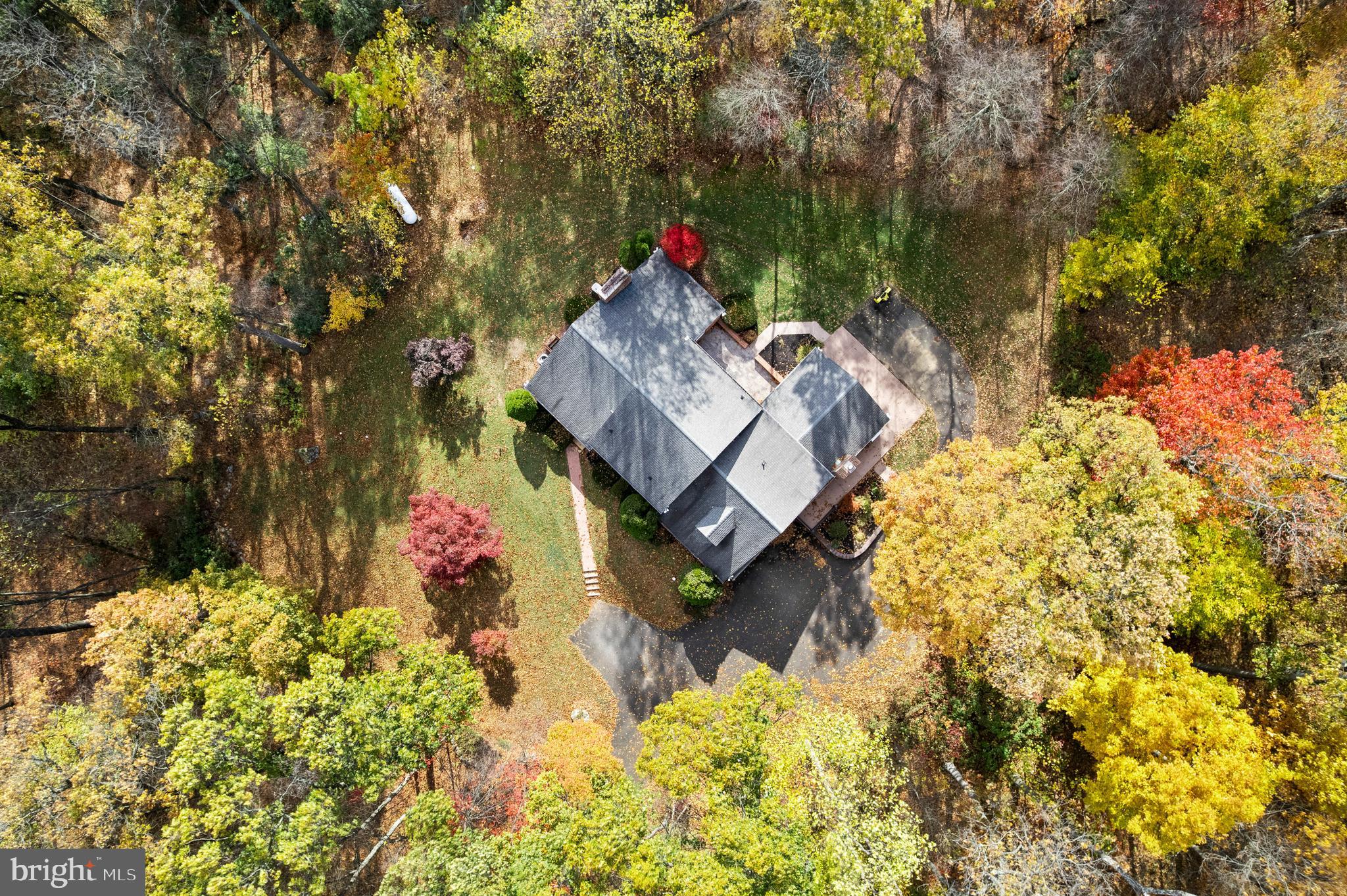 2435 Saint Peters Road Pottstown, PA 19465 - Photo 8 of 42