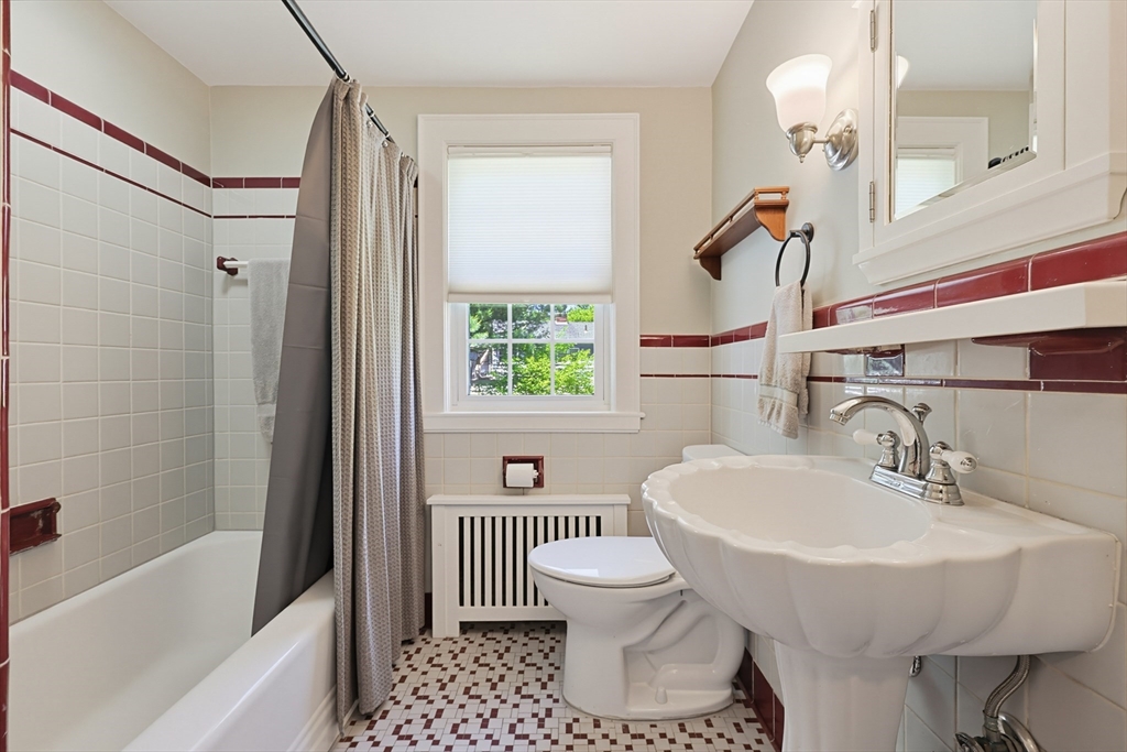 6 Spring Street Norfolk, MA 02056 - Photo 18 of 32