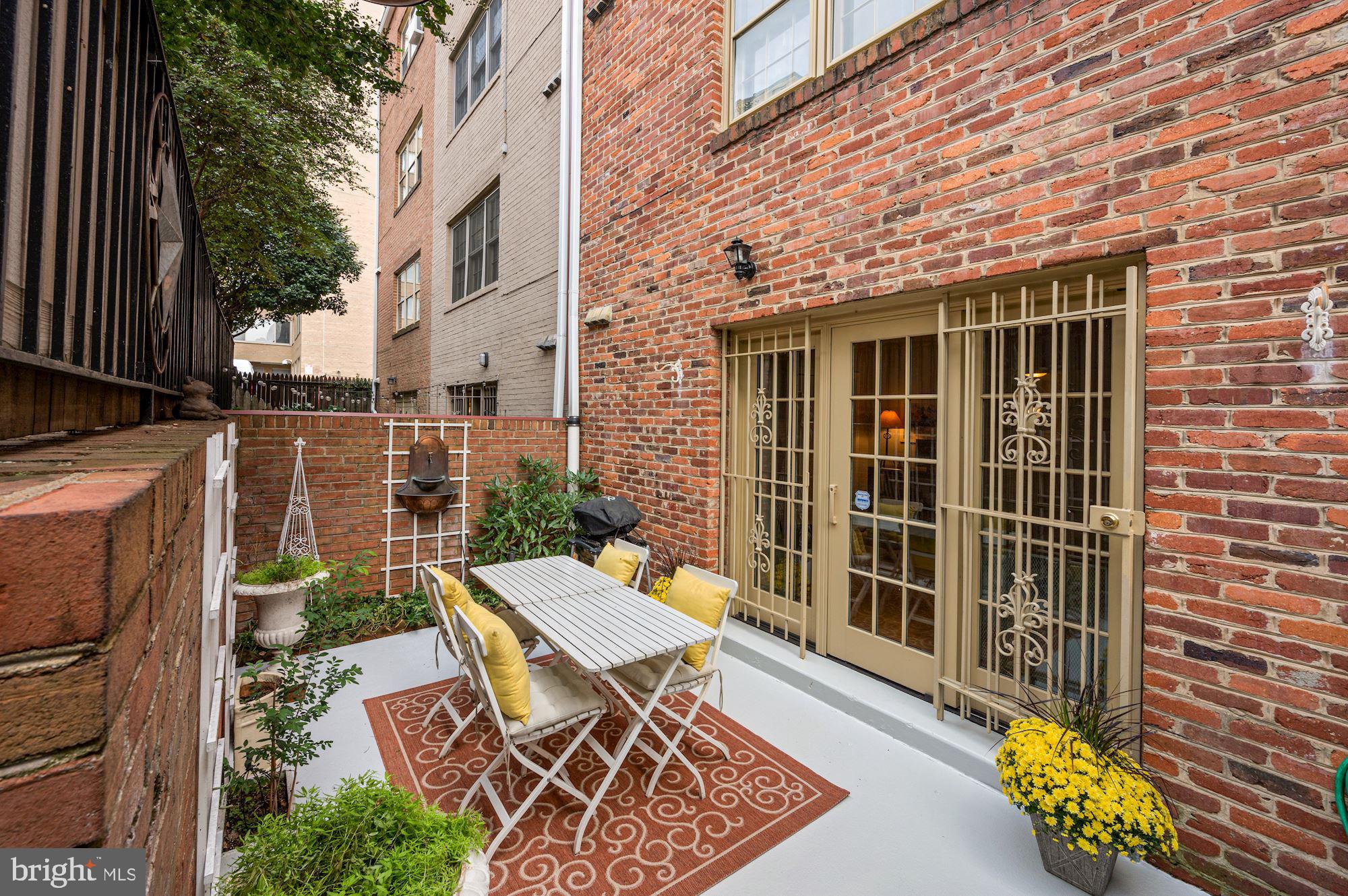 1823 Corcoran Street Northwest, Unit 9 Washington, DC 20009 - Photo 22 of 34 Large Private Patio