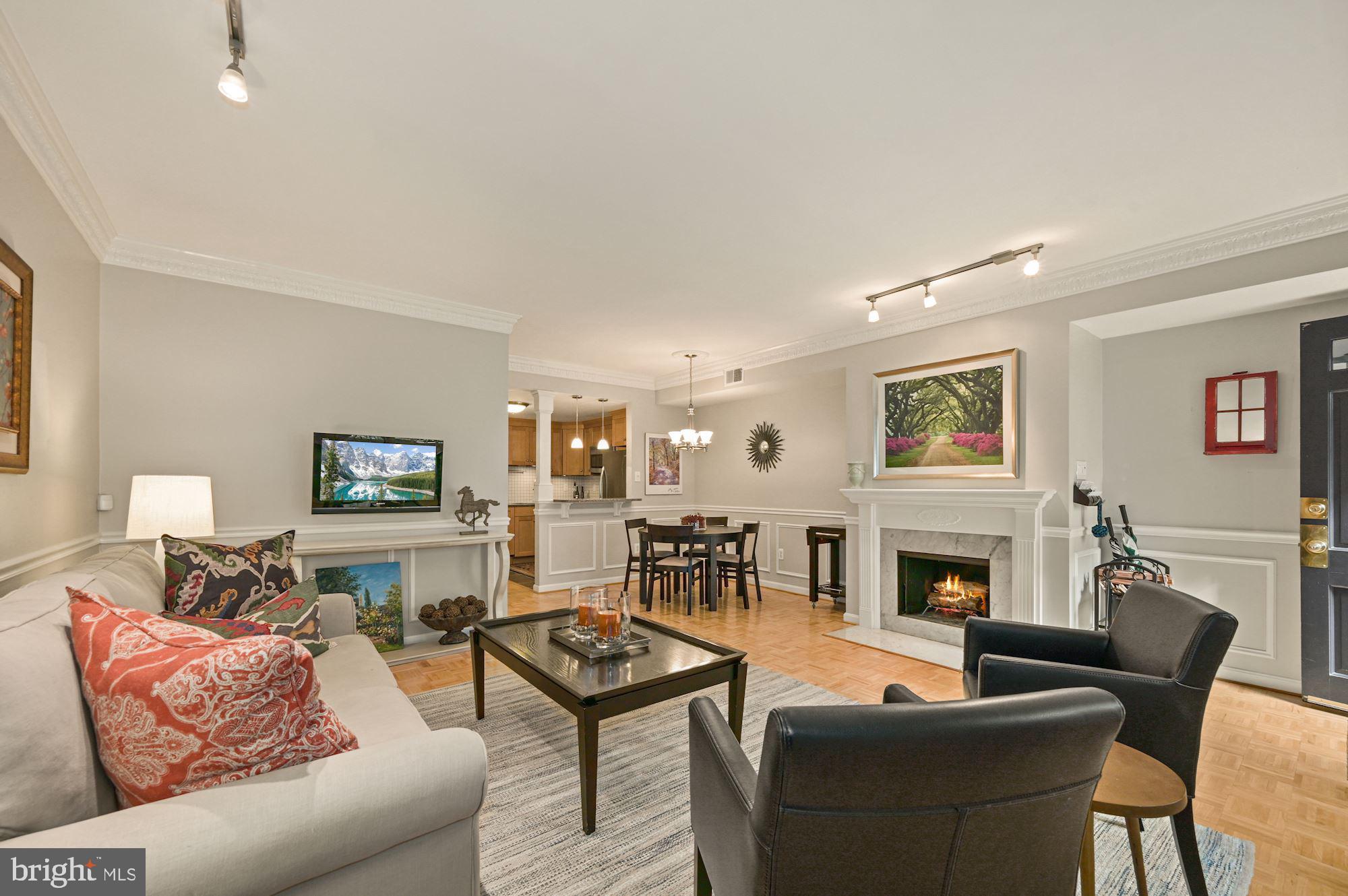 1823 Corcoran Street Northwest, Unit 9 Washington, DC 20009 - Photo 5 of 34 Living Room