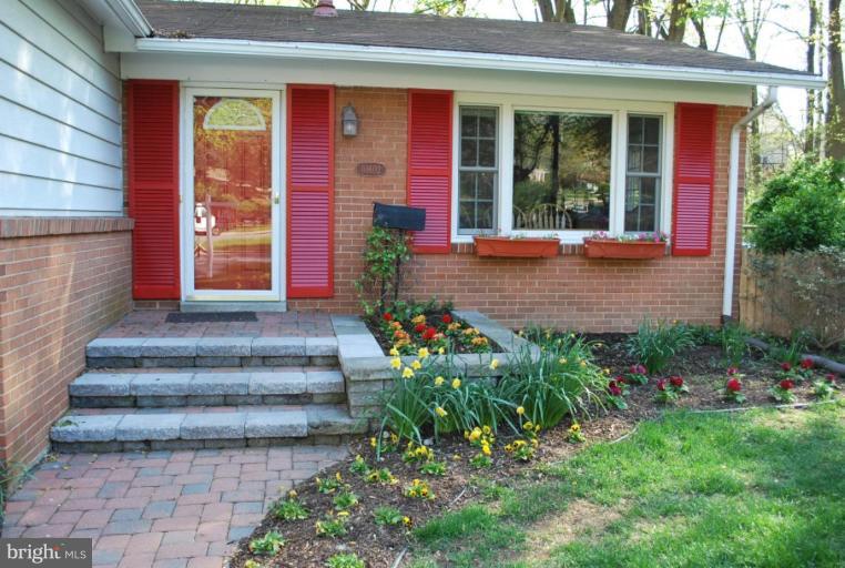 10602 Glenwild Road Silver Spring, MD 20901 - Photo 2 of 20 Front Entrance