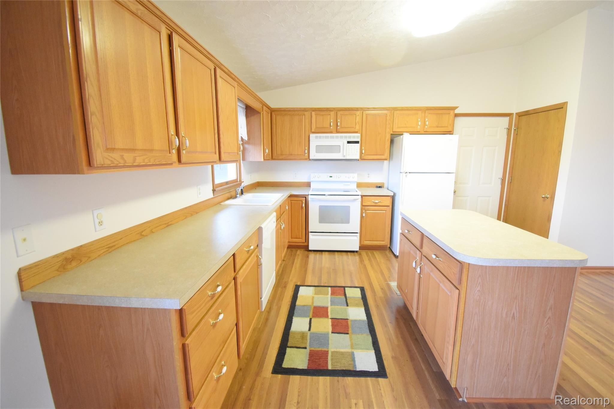 4175 South Reed Road Durand, MI 48429 - Photo 6 of 31 5b.JPG