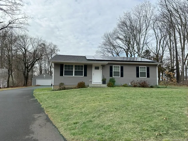 $3,000 | 55 Overbrook Road, North Haven, CT 06473