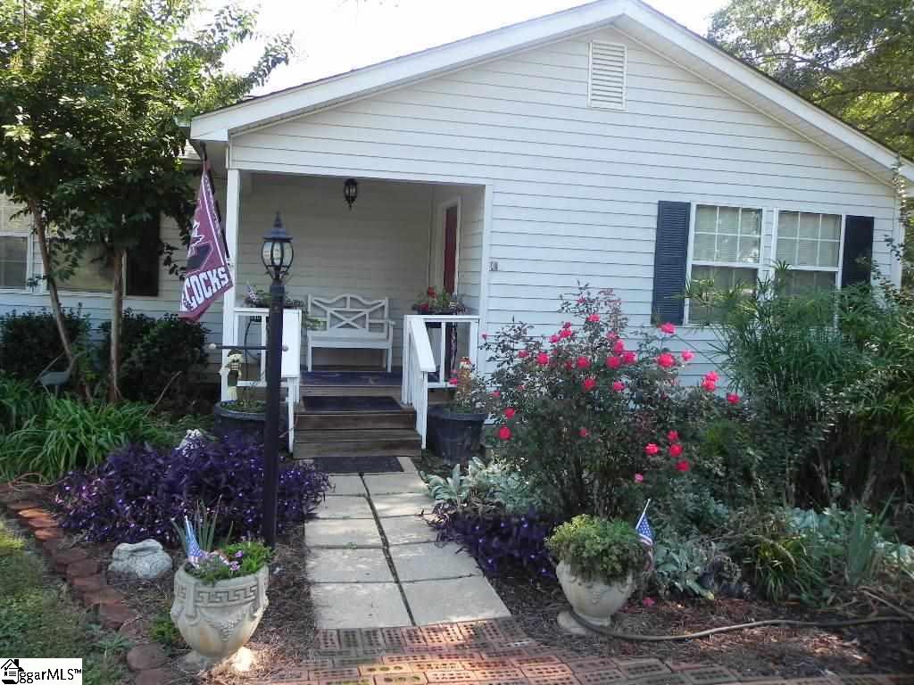 831 Scuffletown Road Simpsonville, SC 29681 - Photo 1 of 30 Gallery Image 1