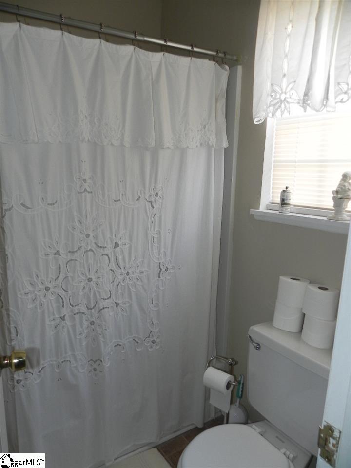 831 Scuffletown Road Simpsonville, SC 29681 - Photo 22 of 30 Gallery Image 22