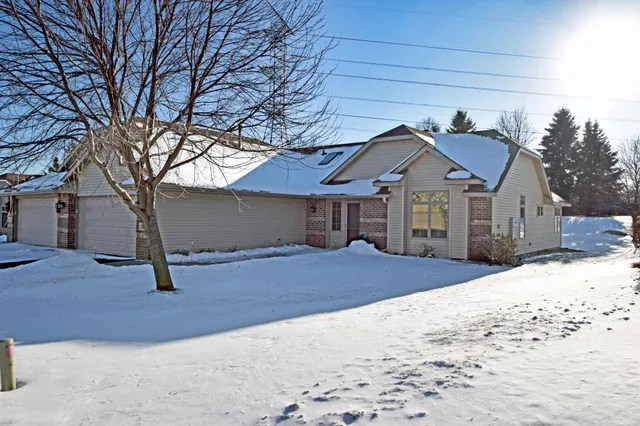 $367,000 | 3821 Impatiens Lane North, Brooklyn Park, MN 55443