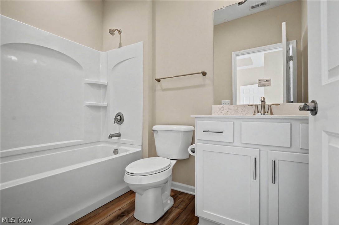 9264 Sharrott Road, Unit 1002 Youngstown, OH 44514 - Photo 17 of 37