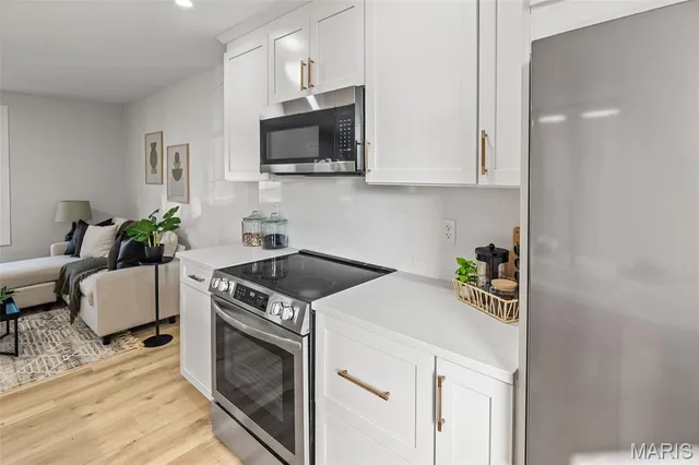 $259,900 | 4407 Thadway Drive, Alton, IL 62002