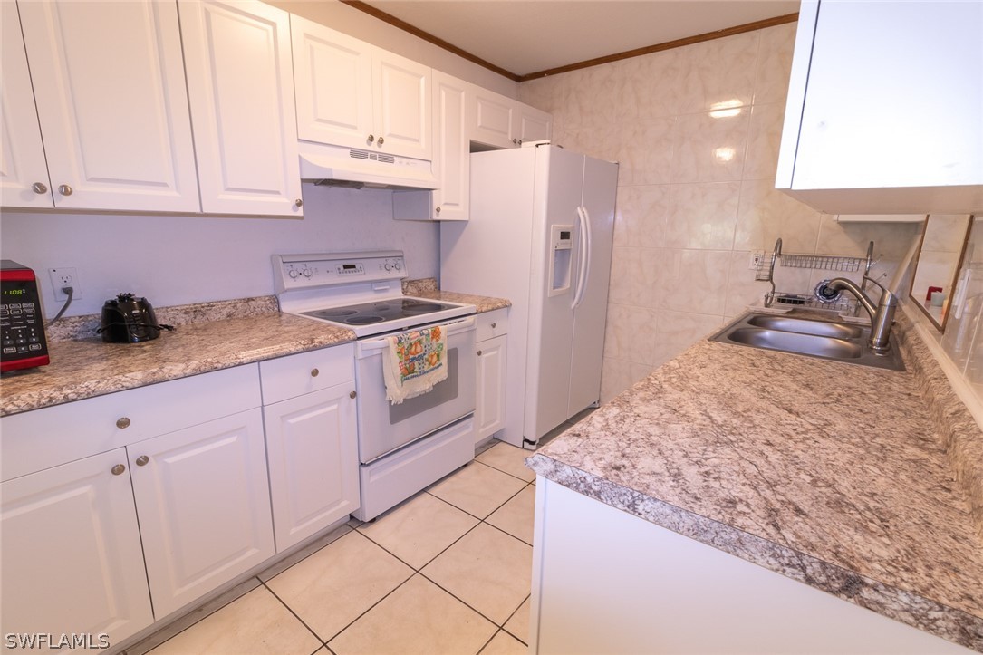 203 Jersey Road West Lehigh Acres, FL 33936 - Photo 10 of 27 Gallery Image 10