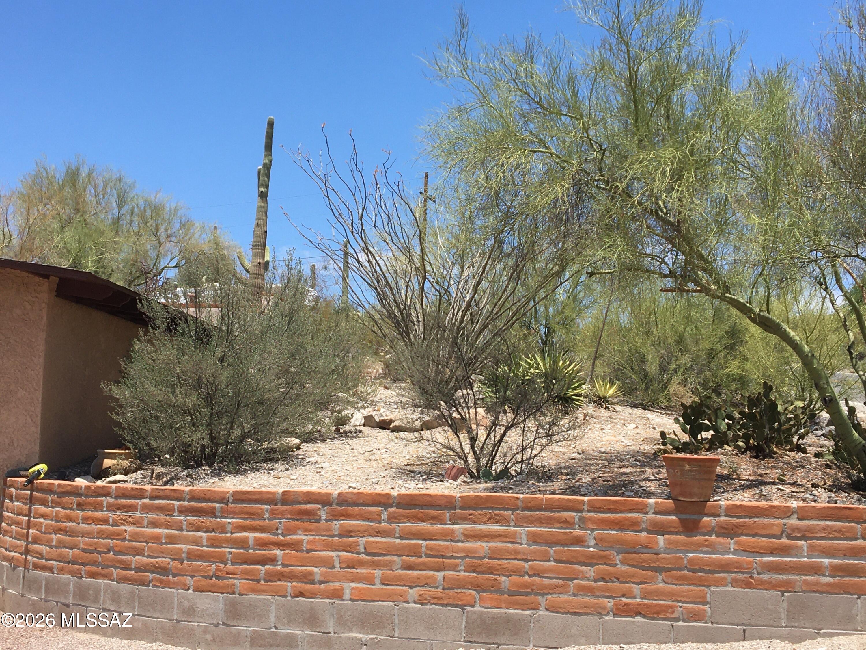 1301 North Painted Hills Road Tucson, AZ 85745 - Photo 34 of 35