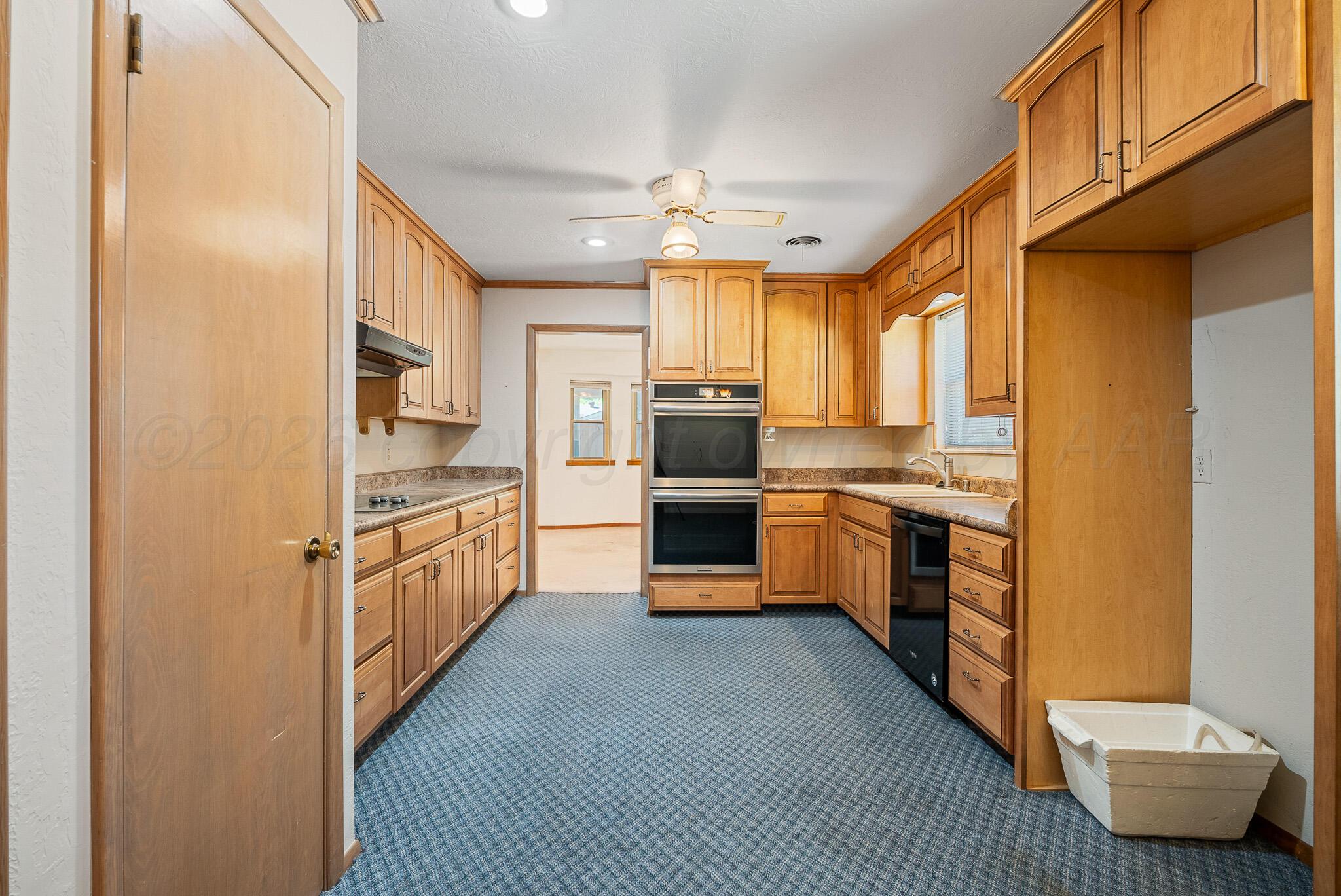 6005 Calumet Road Amarillo, TX 79106 - Photo 7 of 20 Kitchen view 3