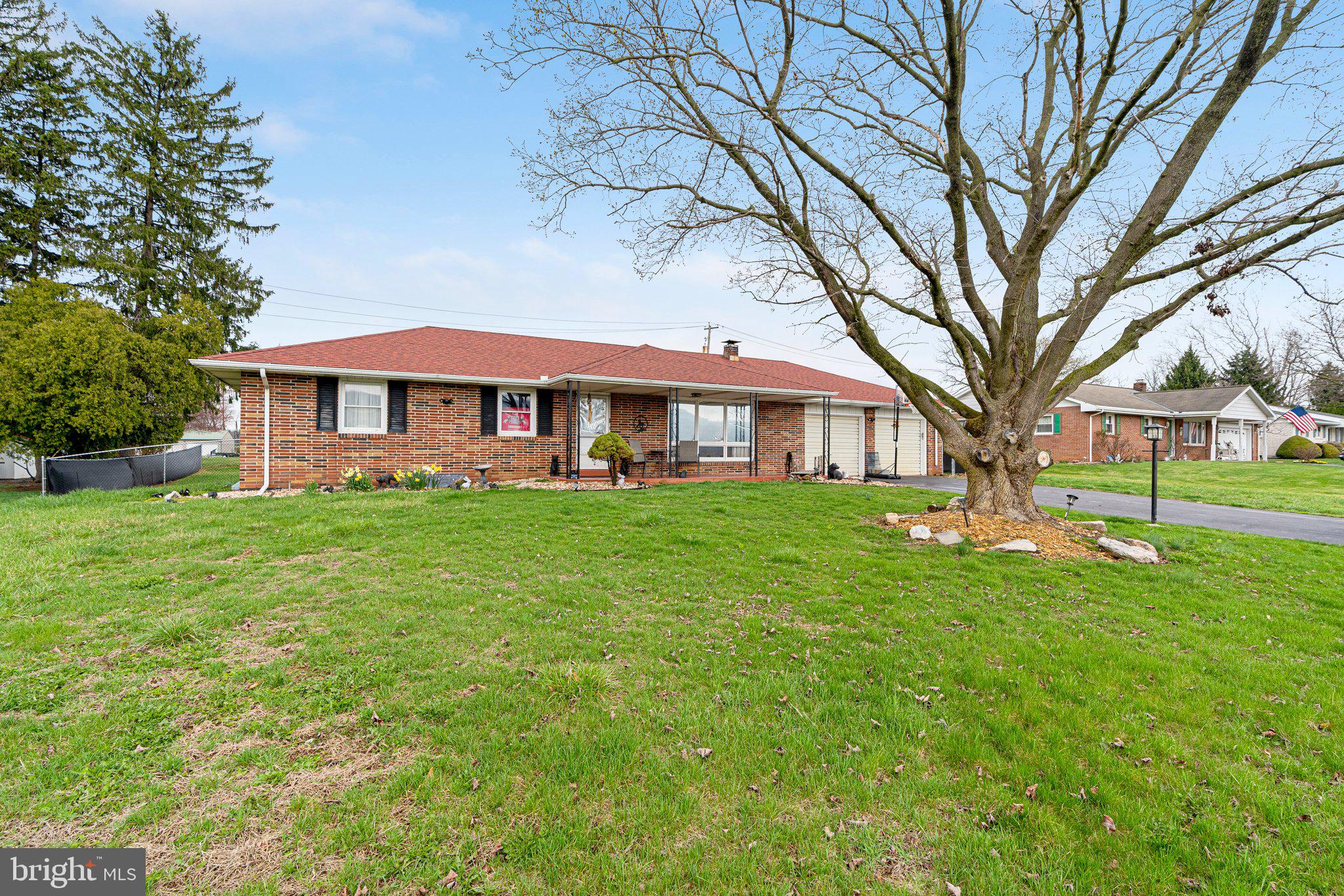 428 Snyder Road Reading, PA 19605 - Photo 4 of 36 Gallery Image 4