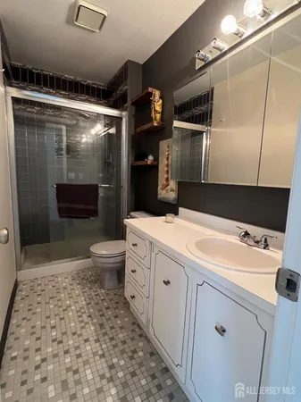 $469,000 | 143 Wilcox Court, Old Bridge, NJ 07747