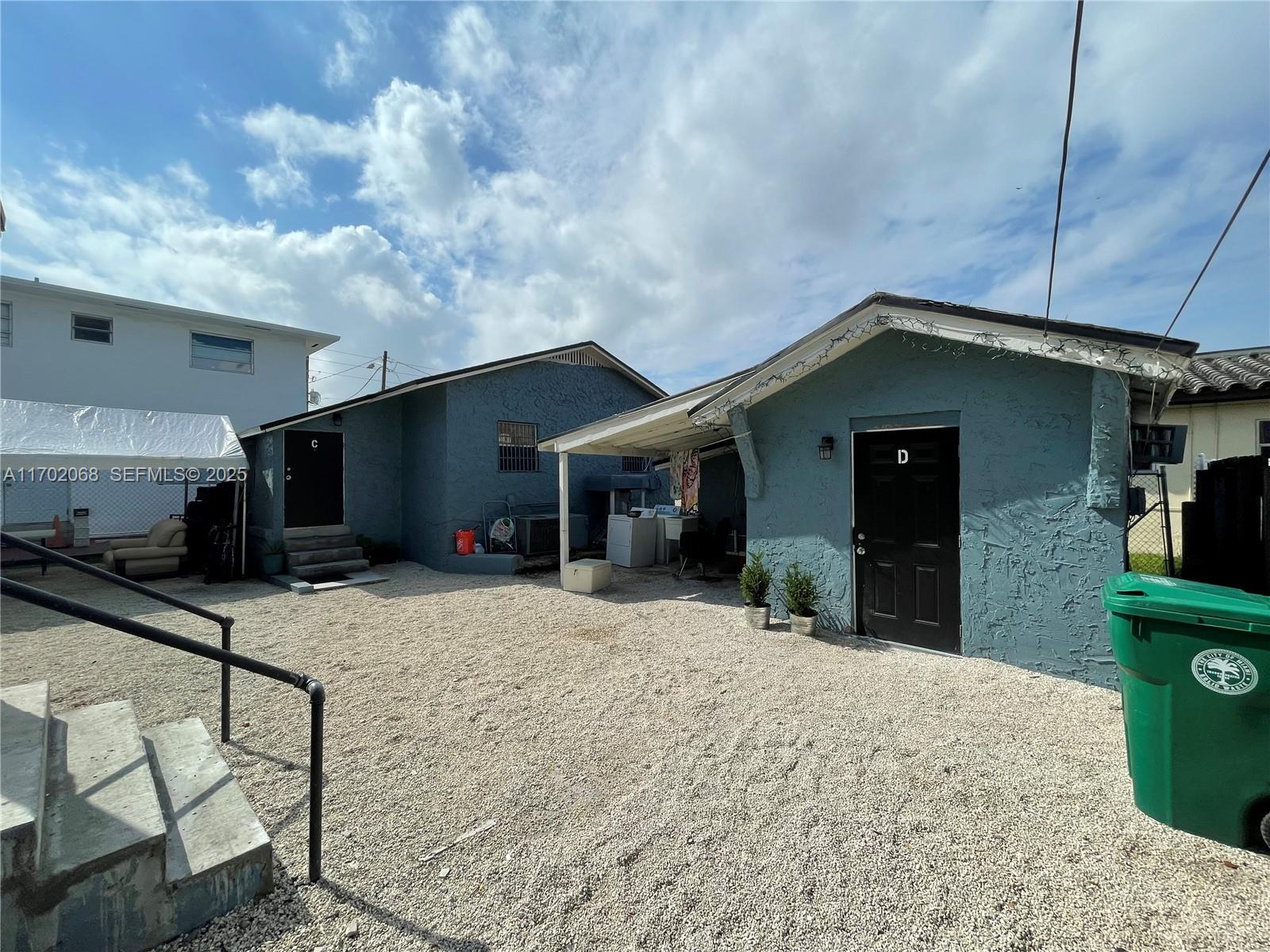 236 Southwest 10th Avenue Miami, FL 33130 - Photo 6 of 15 a view of a house with a patio