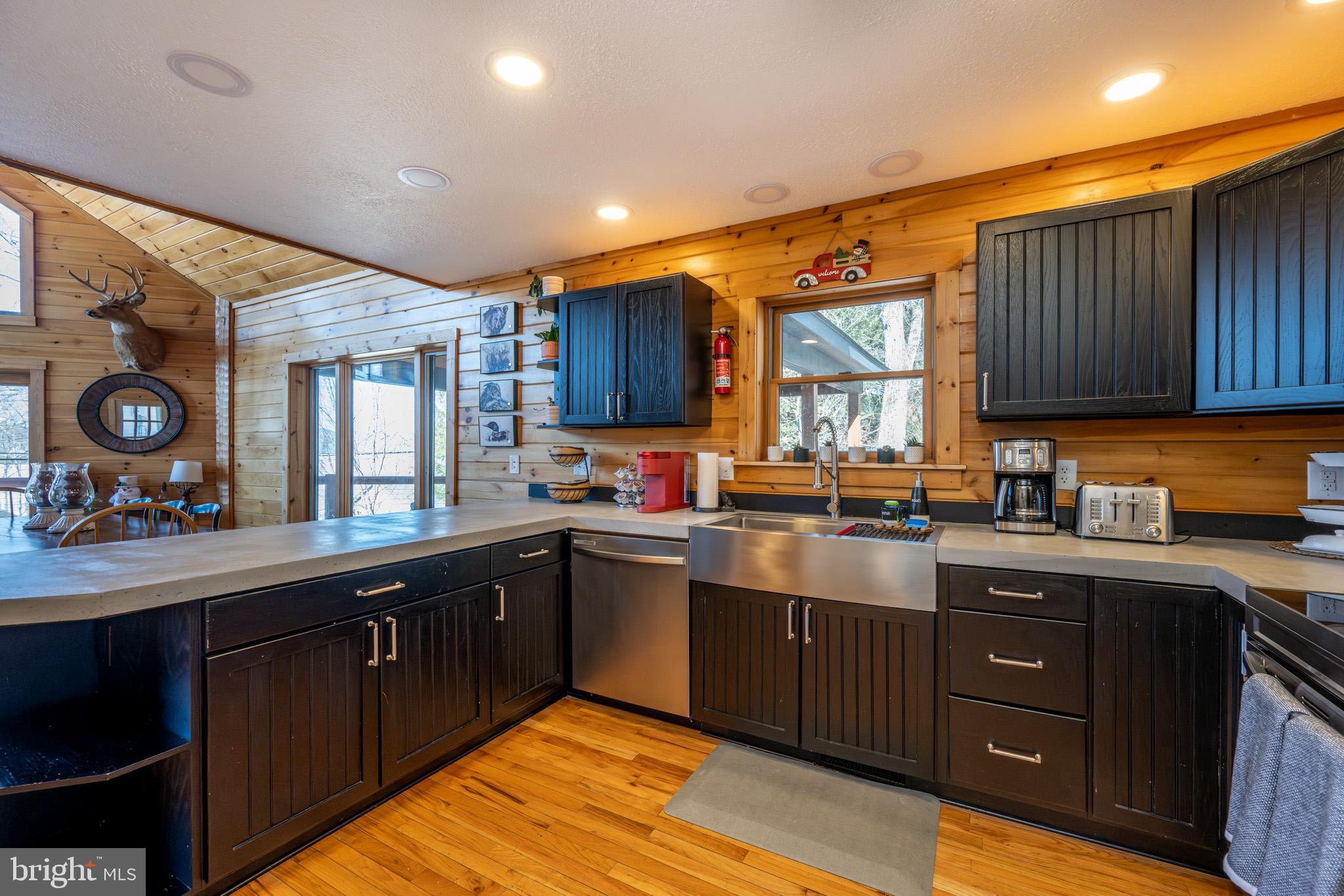 660 Glendale Road Oakland, MD 21550 - Photo 17 of 62