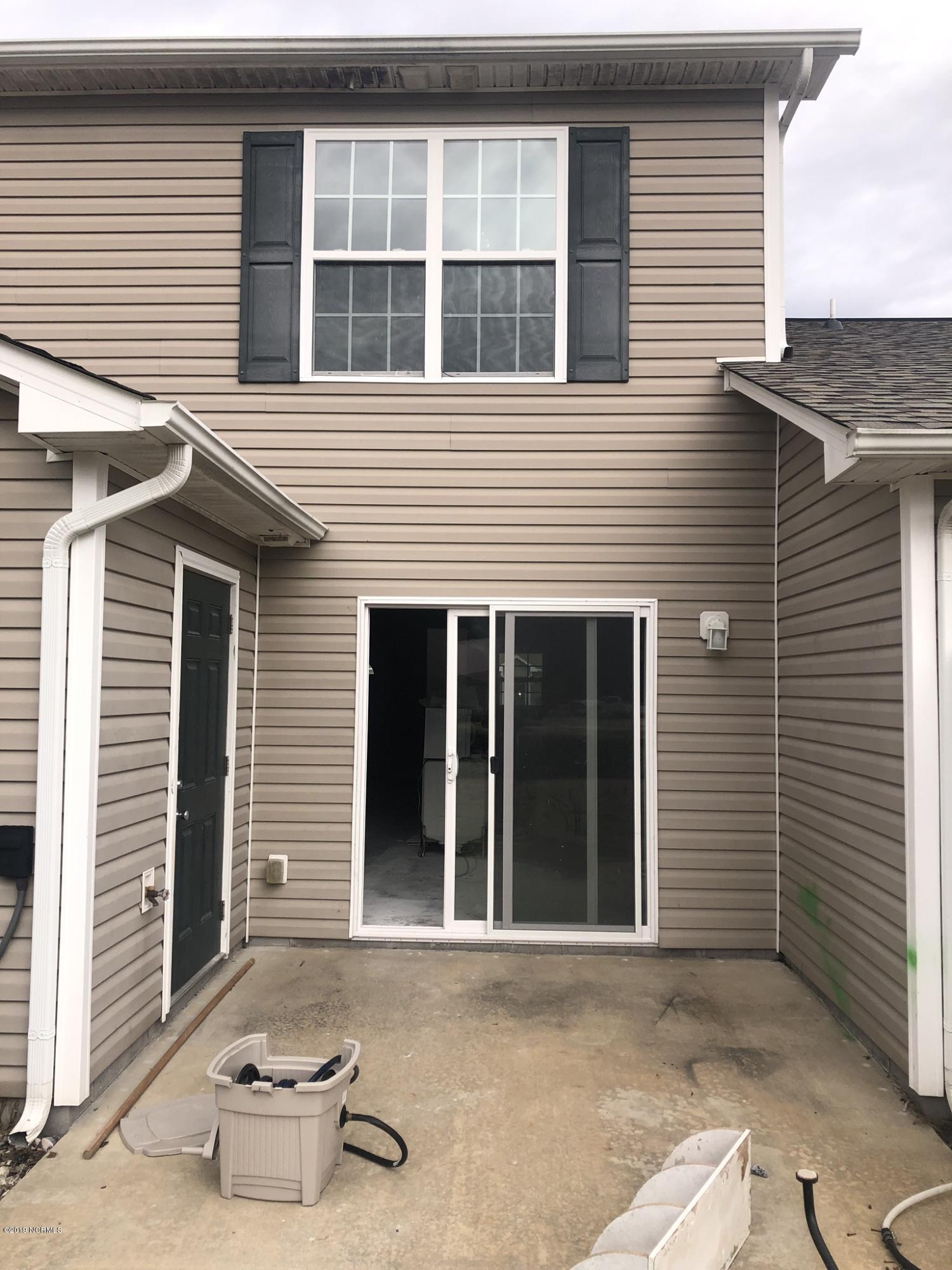 601 Peletier Loop Road, Unit B8 Swansboro, NC 28584 - Photo 2 of 6 Rear