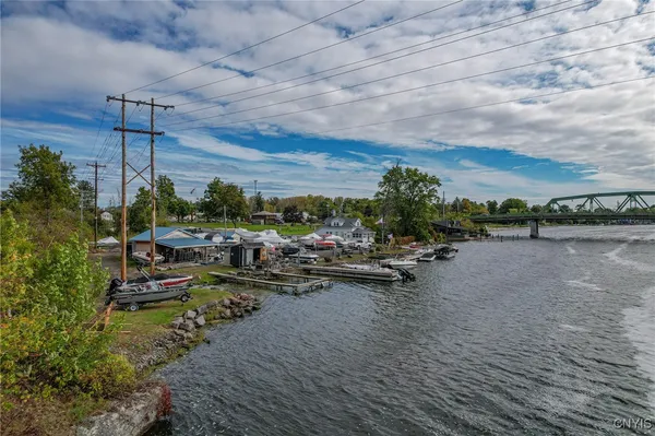 $699,900 | 15 Front Street, Hastings, NY 13036