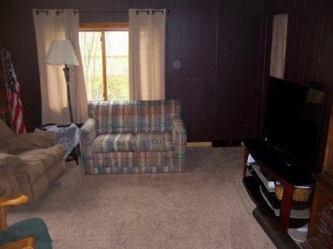 533 Crooks Street Belding, MI 48809 - Photo 18 of 23 100_3718