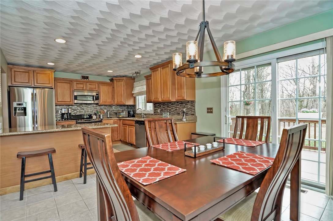 108 West Wrentham Road Cumberland, RI 02864 - Photo 4 of 21