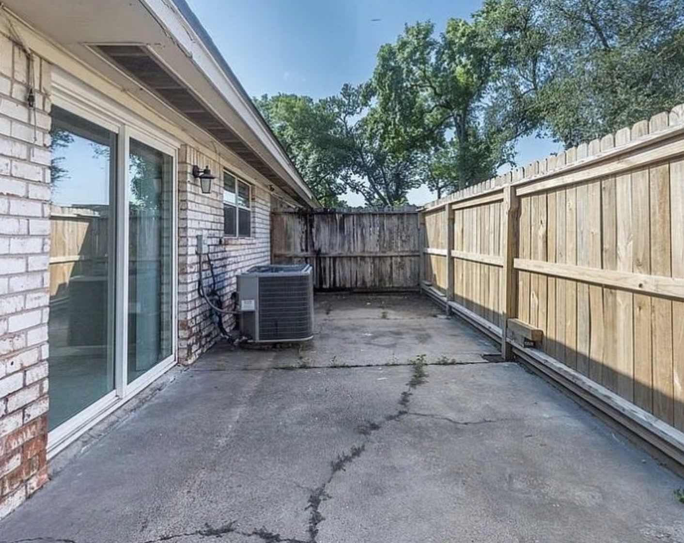 1965 Campbell Road, Unit 1965 Houston, TX 77080 - Photo 13 of 13 a view of a porch