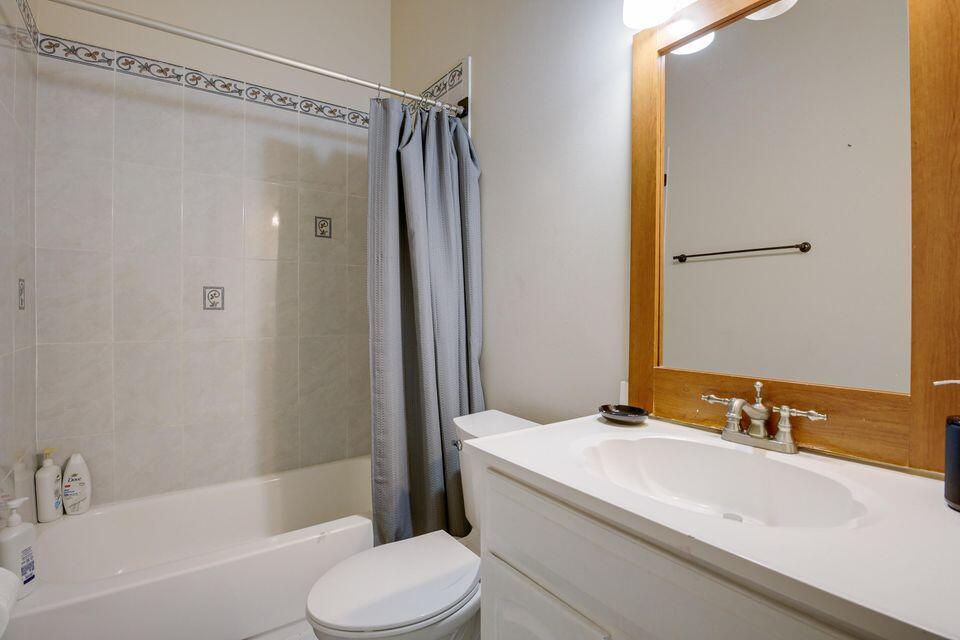 14094 43rd Road North Loxahatchee Groves, FL 33470 - Photo 23 of 45 22