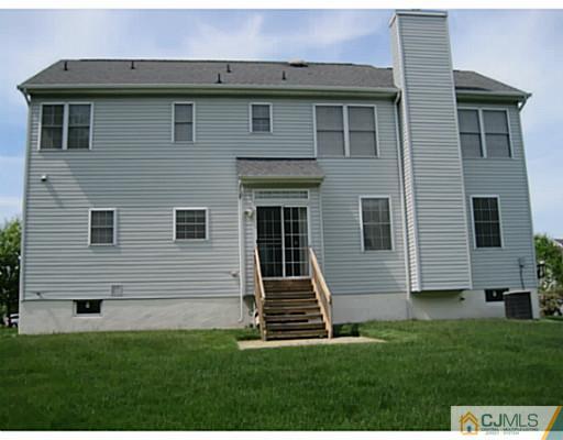 18 Champlain Road Monmouth Junction, NJ 08852 - Photo 3 of 20 Gallery Image 3
