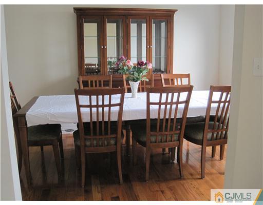18 Champlain Road Monmouth Junction, NJ 08852 - Photo 8 of 20 Gallery Image 8