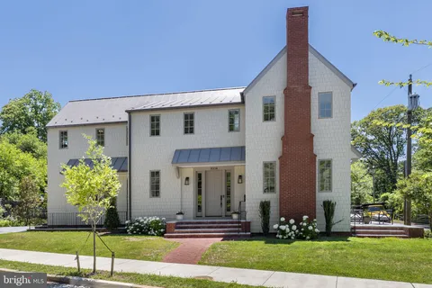 $1,899,000 | 1004 Virginia Avenue, Alexandria, VA 22302