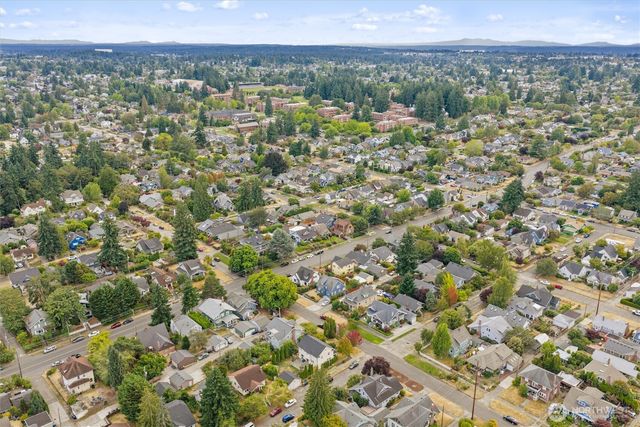 $627,500 | 3009 North 22nd Street, Tacoma, WA 98406