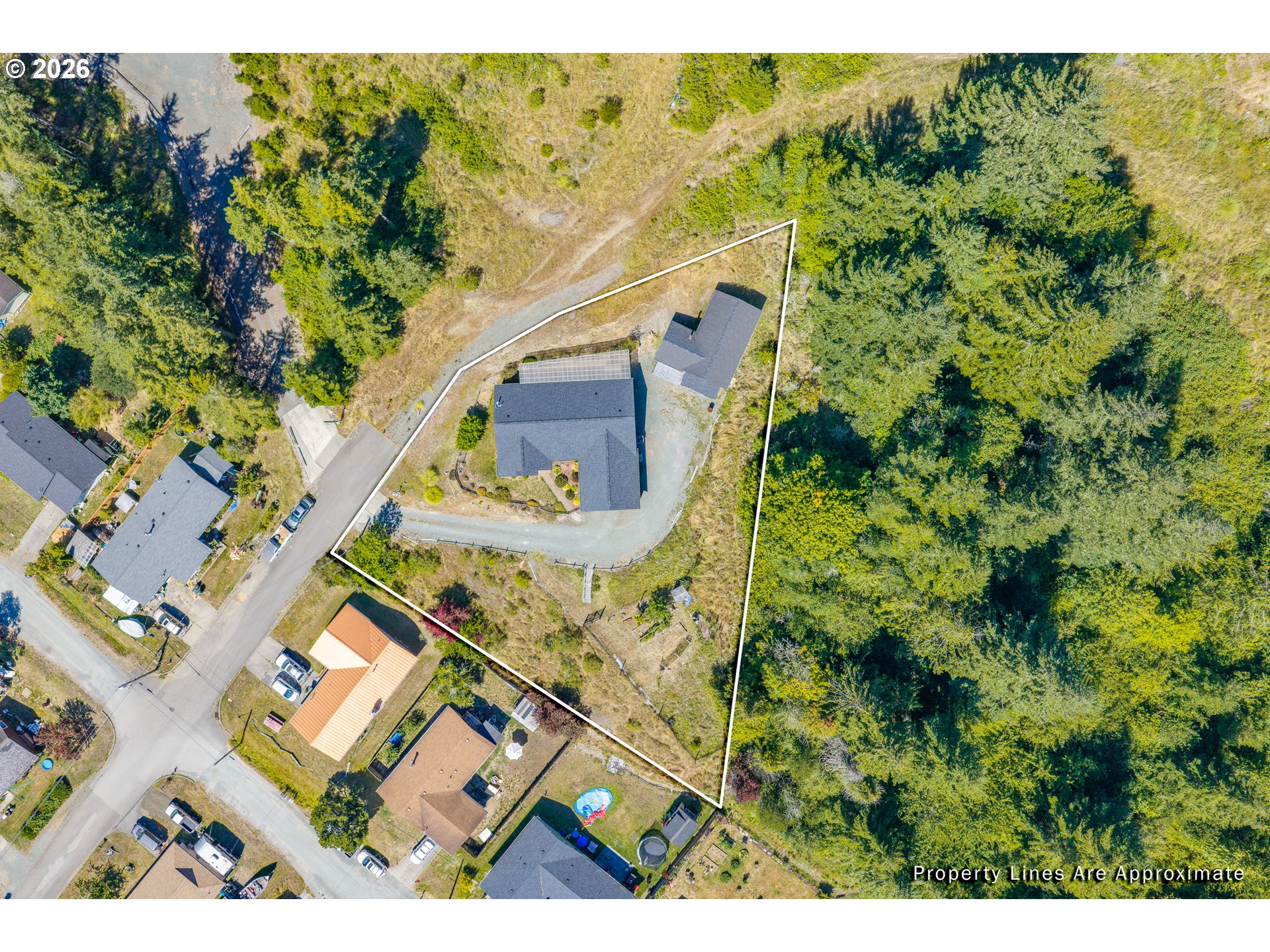 2217 King Lane Myrtle Point, OR 97458 - Photo 6 of 47