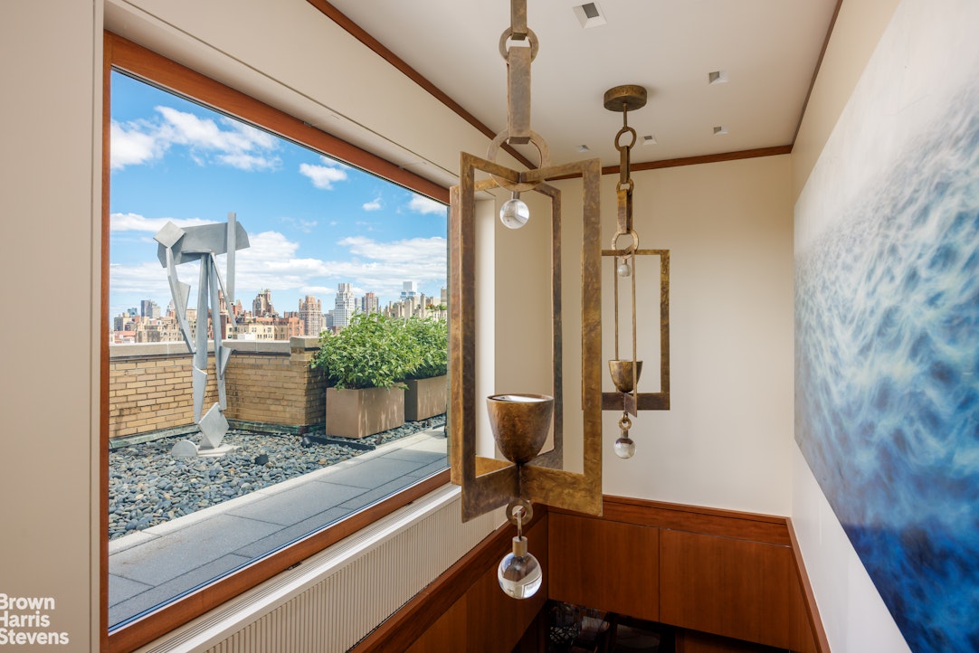 880 5th Avenue, Unit PHA Manhattan, NY 10021 - Photo 16 of 31