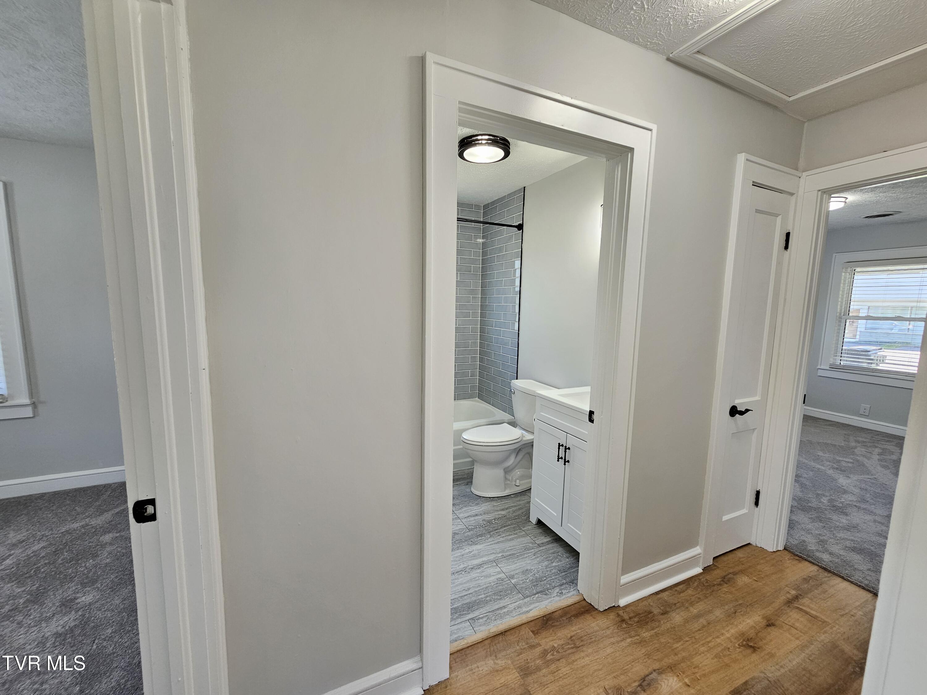 81 24th Street, Unit A Bristol, TN 37620 - Photo 11 of 18 20240429_121229 (1)