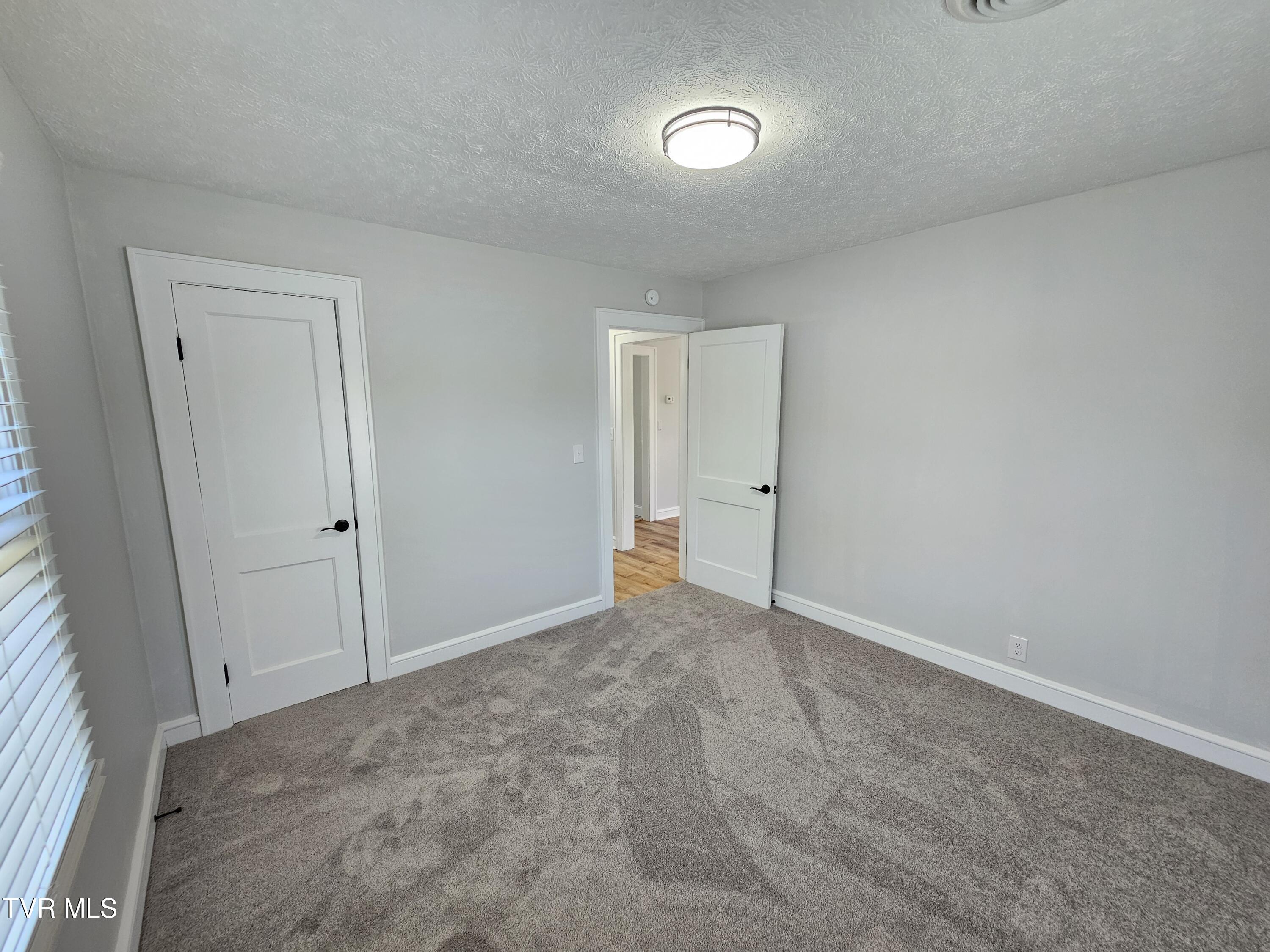 81 24th Street, Unit A Bristol, TN 37620 - Photo 8 of 18 20240429_121258 (1)