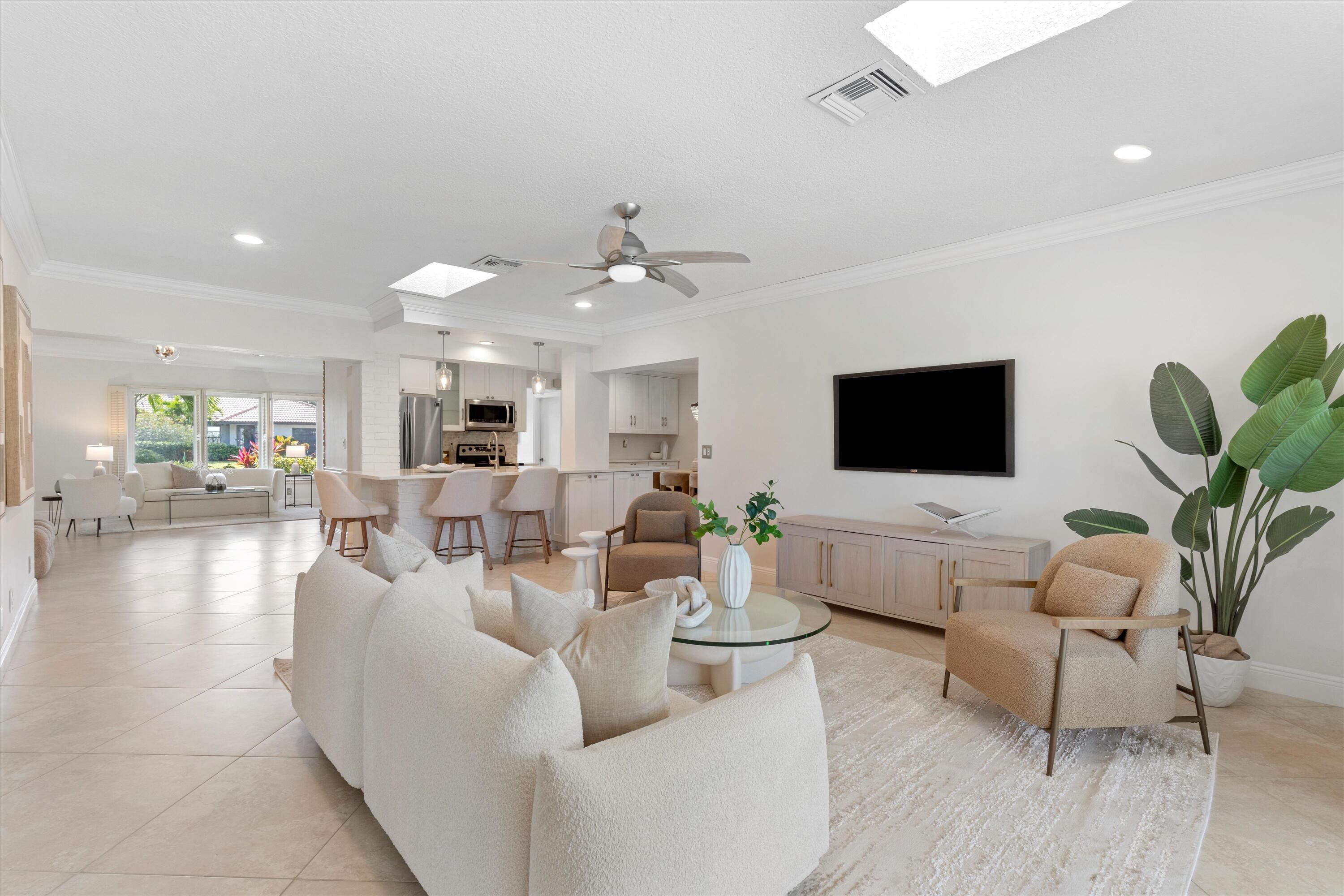 1041 Southwest 7th Street Boca Raton, FL 33486 - Photo 11 of 30 Family Room 3