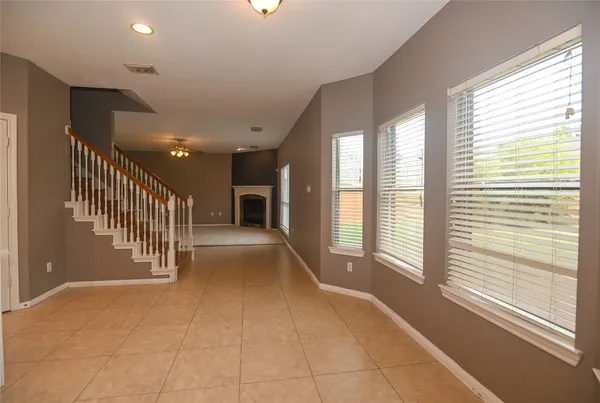 $2,650 | 3023 Hidden Mist Court, Pearland, TX 77584