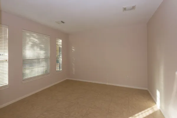 $2,600 | 3023 Hidden Mist Court, Pearland, TX 77584