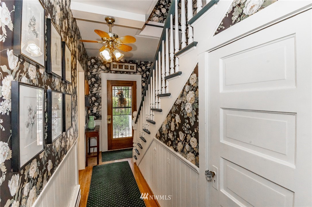 80 Butler Street Cathlamet, WA 98612 - Photo 4 of 28 Gallery Image 4