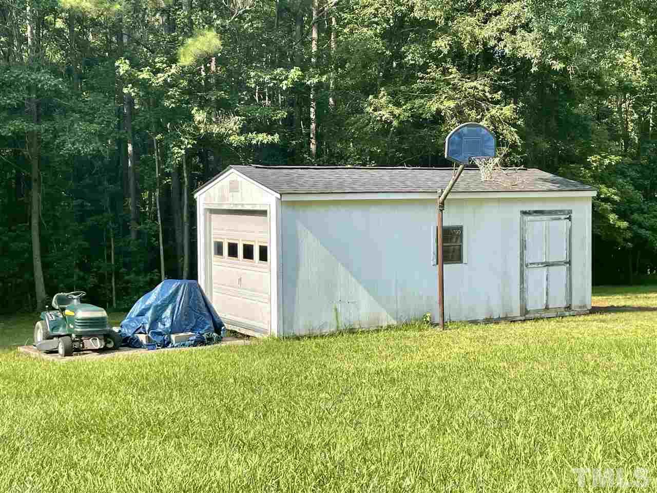 2813 Little Rogers Road Durham, NC 27704 - Photo 5 of 30