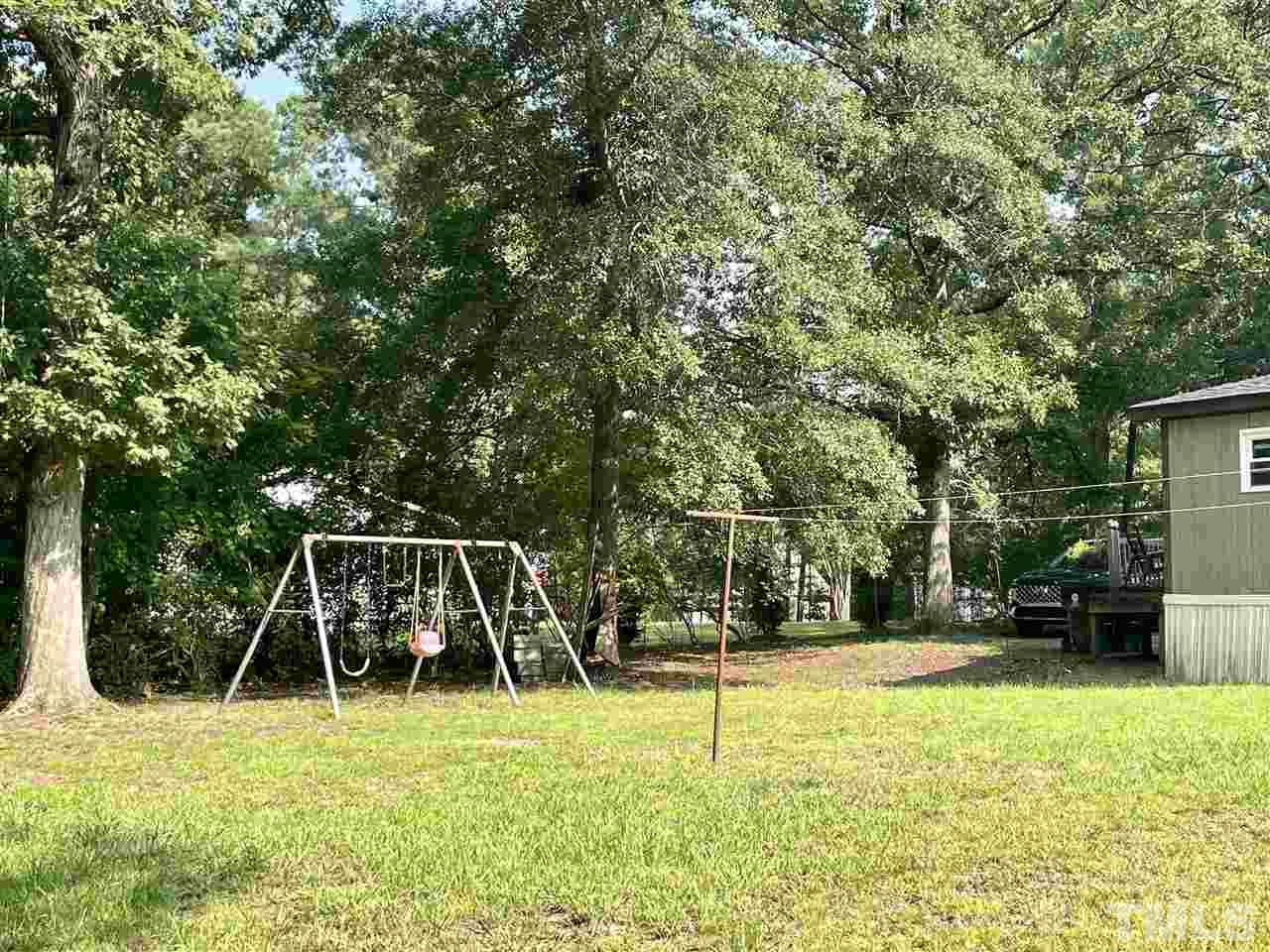 2813 Little Rogers Road Durham, NC 27704 - Photo 10 of 30