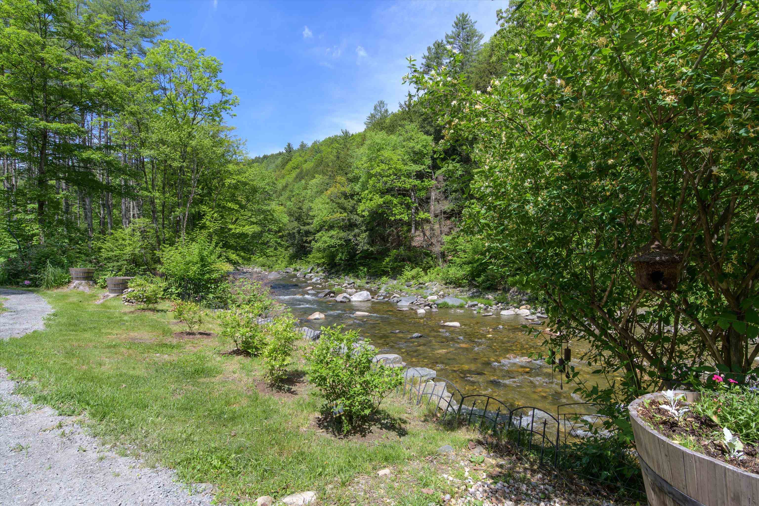 142 Dover Road Newfane, VT 05362 - Photo 46 of 58