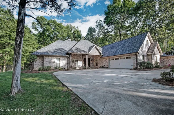 $680,000 | 2964 Highway 471, Brandon, MS 39047