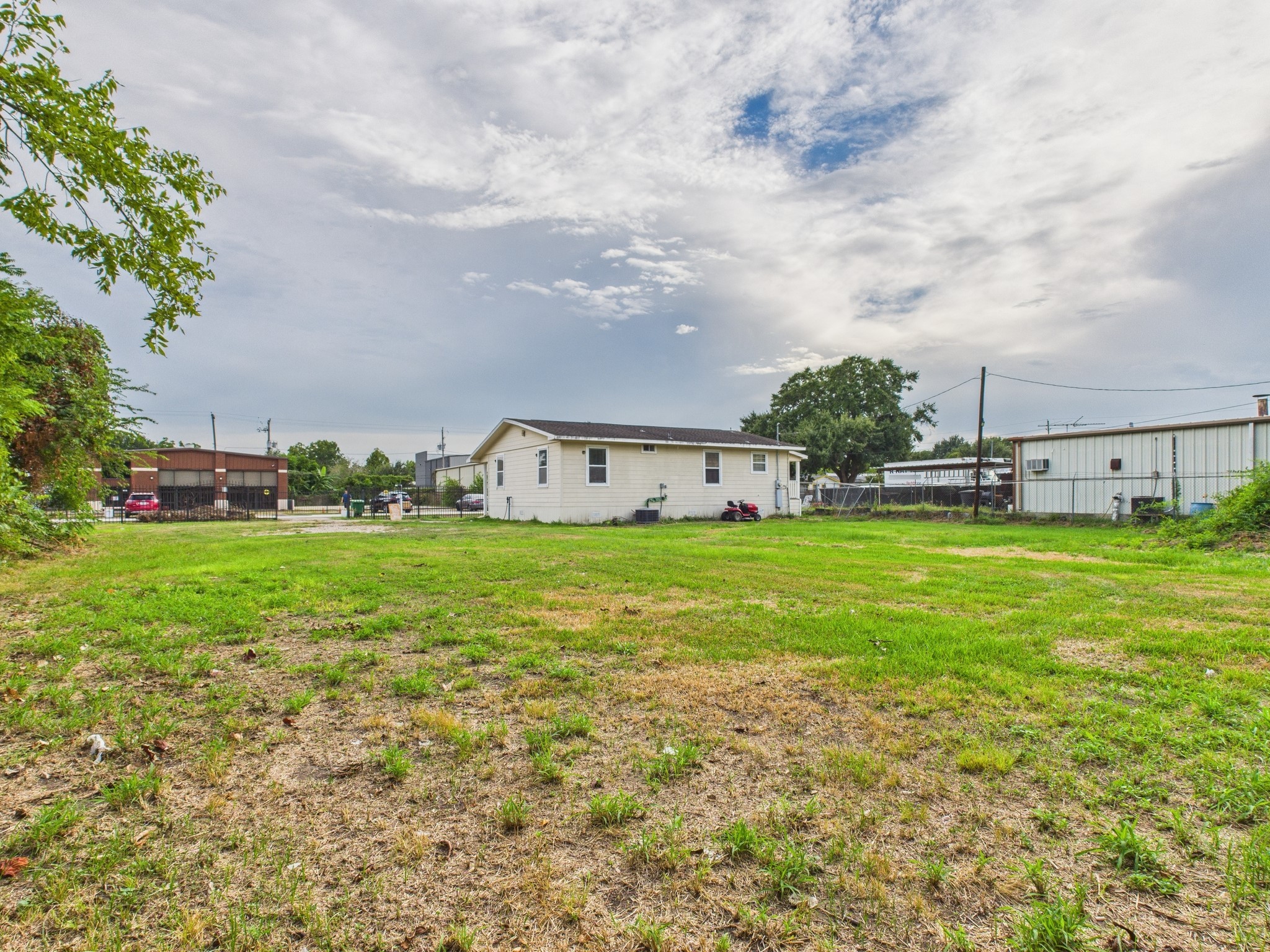 10130 Sussex Lane Houston, TX 77041 - Photo 18 of 20