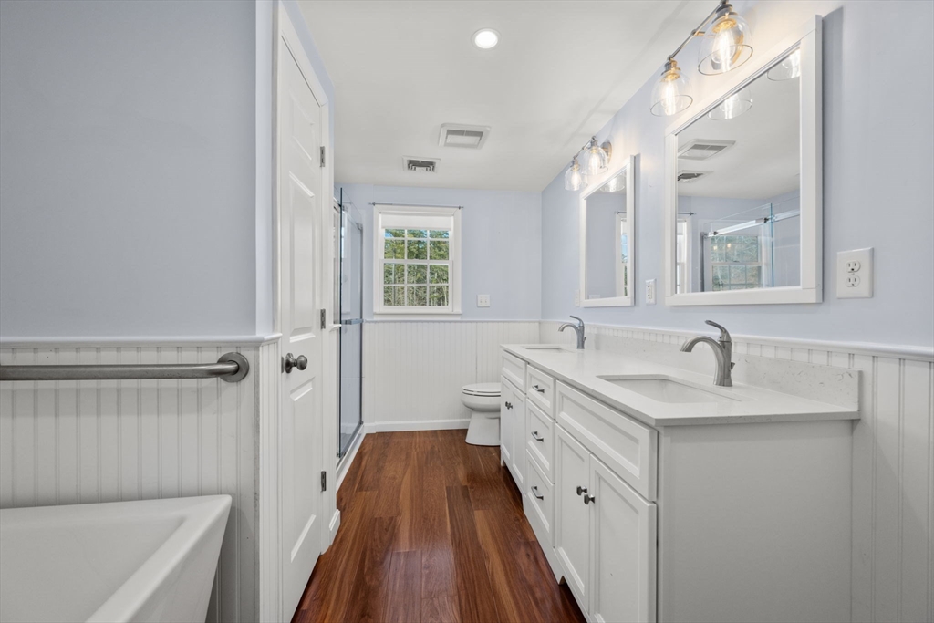 361 County Road Hanson, MA 02341 - Photo 6 of 13
