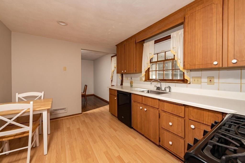 100 Deerfield Road Sharon, MA 02067 - Photo 10 of 28